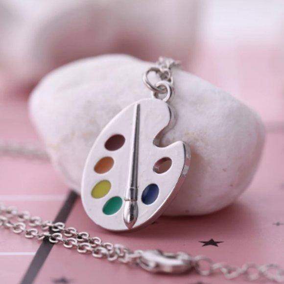 Jewelry - 🍏50% OFF/3+...Artist Brushes and Palette Necklace